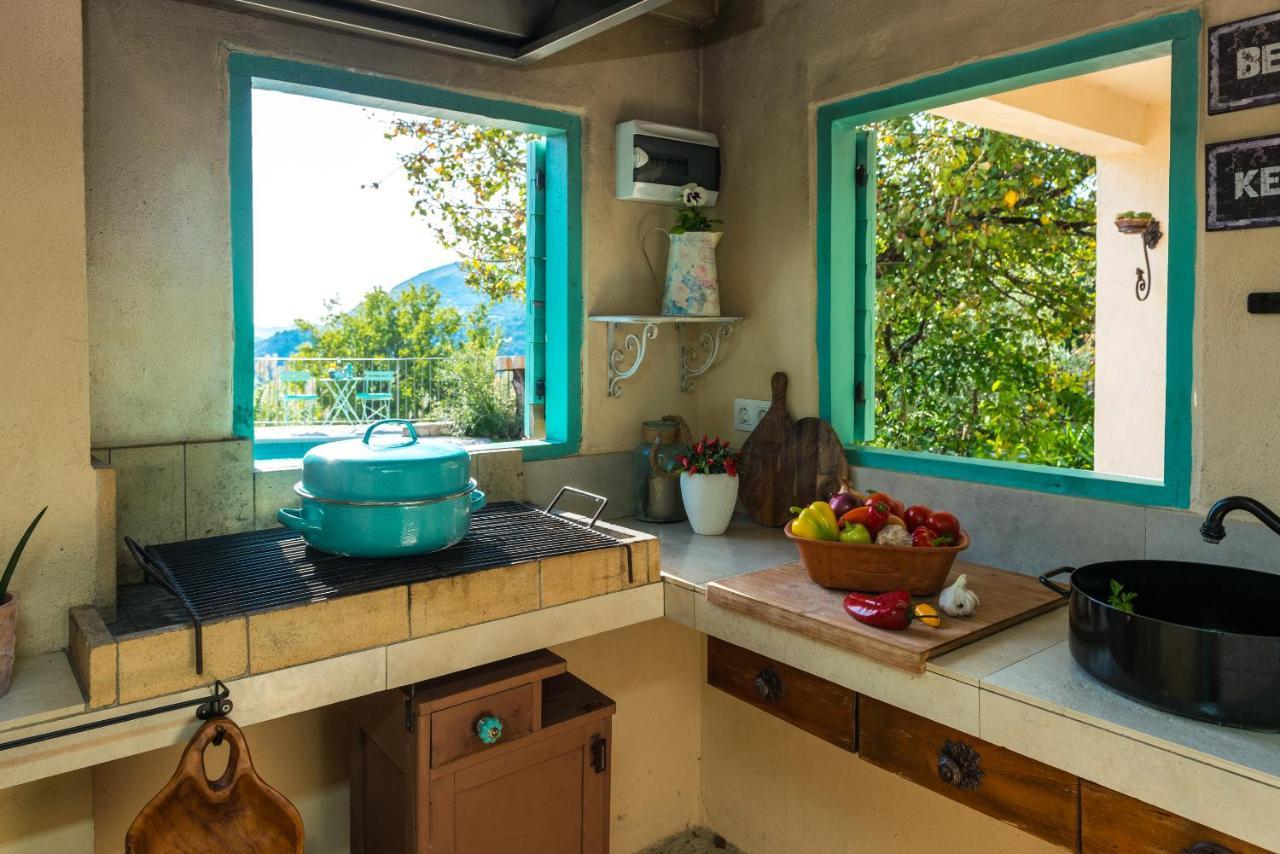 Rustic Stone Villa Begovi Dvori- 15 Minutes To Dubrovnik Exterior photo